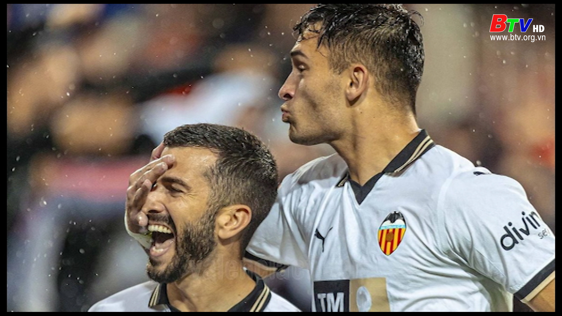 Vòng 10 Laliga: Valencia 2-0 Cádiz